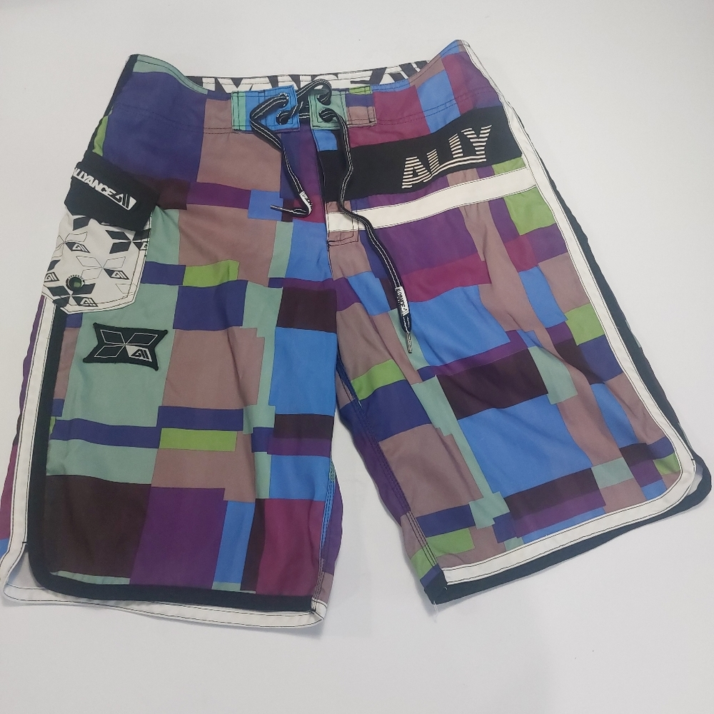 Multicolor Geometric Men's Swim Shorts Size 32